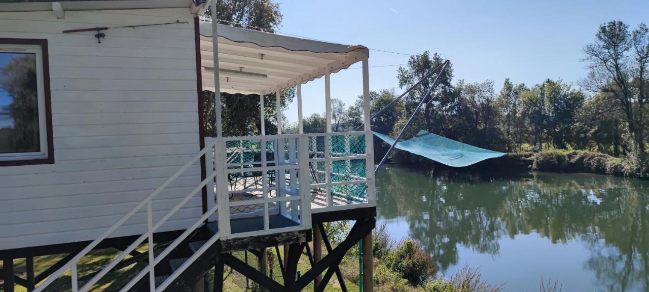 Camping Belle Riviere Chaniers Exteriér fotografie