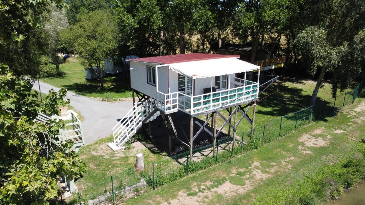 Camping Belle Riviere Chaniers Exteriér fotografie