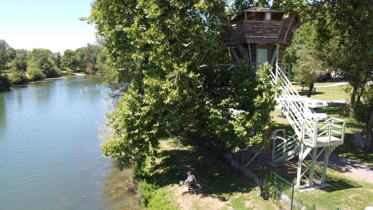 Camping Belle Riviere Chaniers Exteriér fotografie